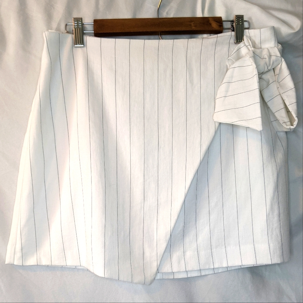 Maison d'Amelie Striped Side Tie Skirt, Large